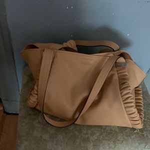 Large tote